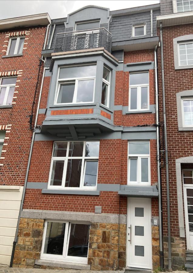 Les Duplex De La Place Des Ecoles Spa Exteriör bild