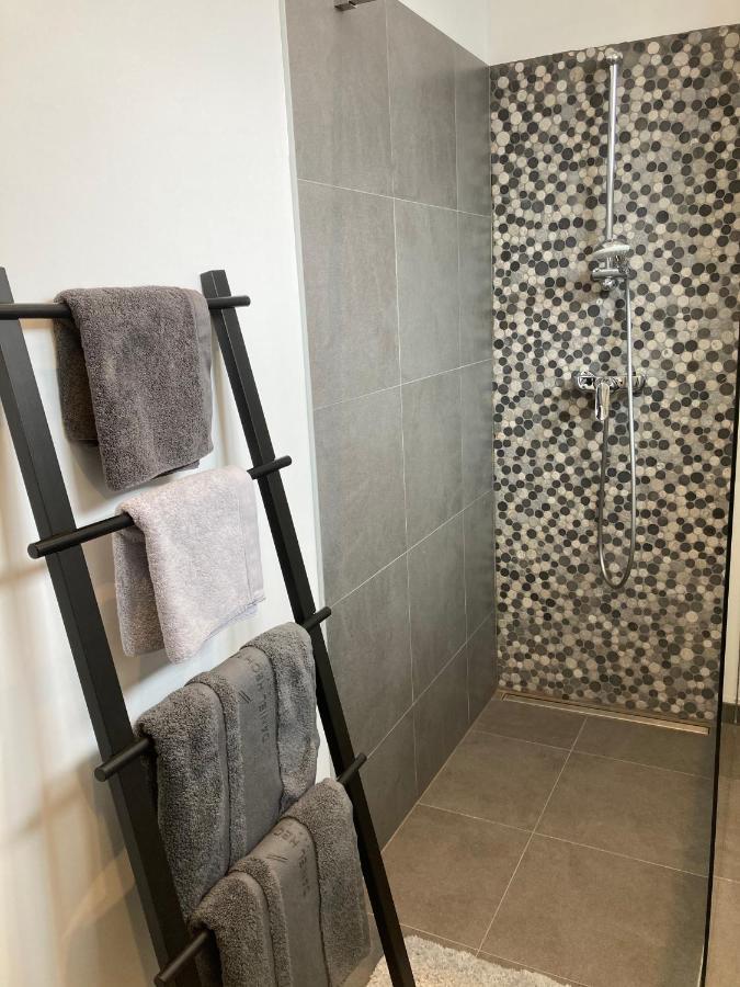 Les Duplex De La Place Des Ecoles Spa Exteriör bild