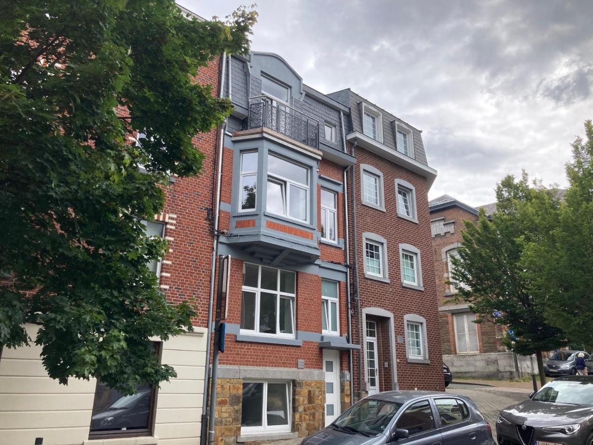 Les Duplex De La Place Des Ecoles Spa Exteriör bild