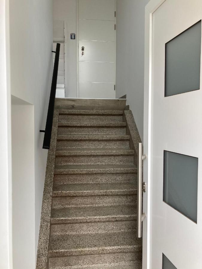 Les Duplex De La Place Des Ecoles Spa Exteriör bild