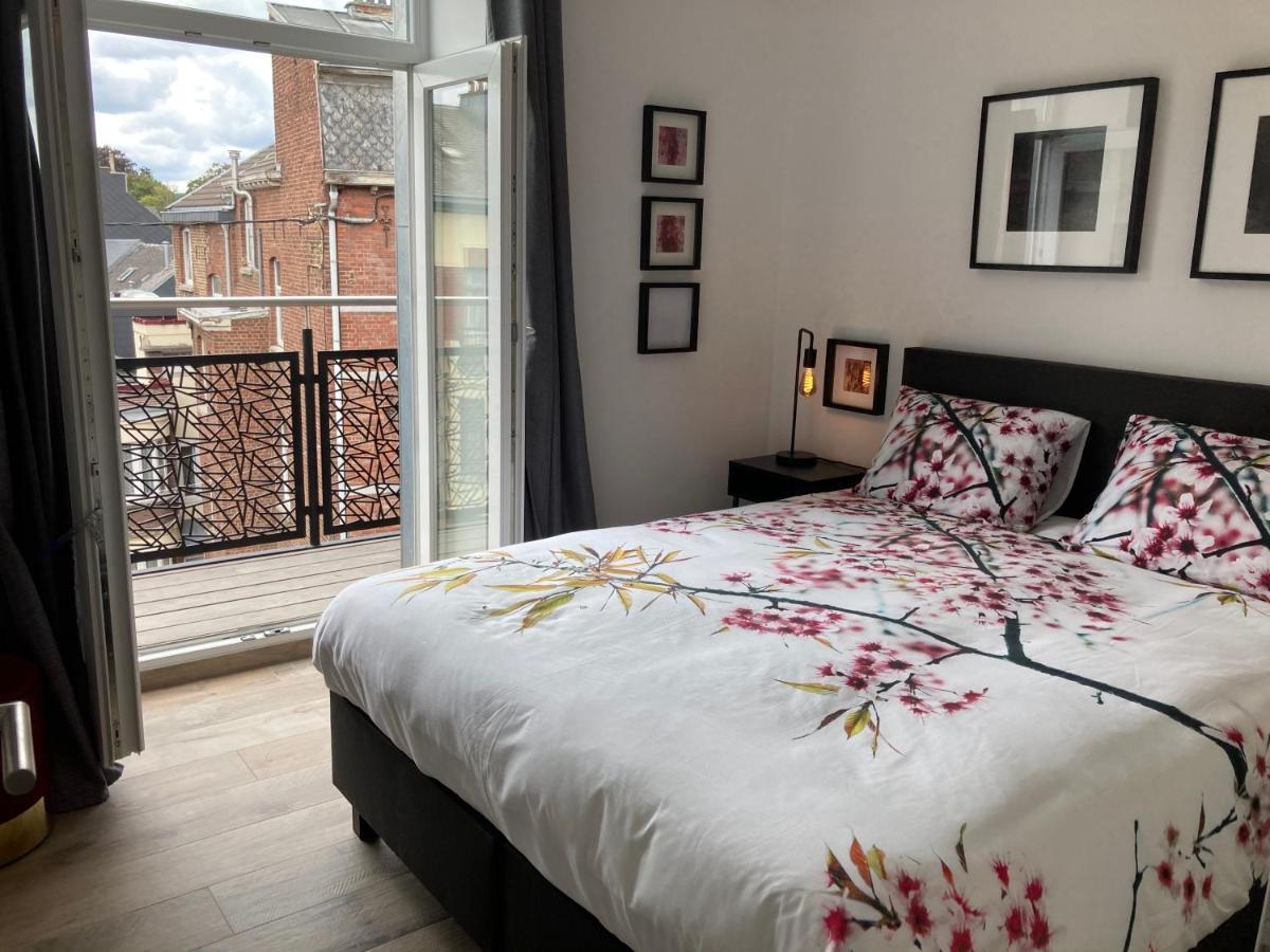 Les Duplex De La Place Des Ecoles Spa Exteriör bild