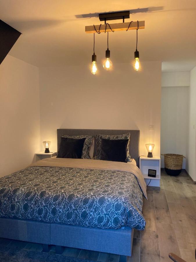 Les Duplex De La Place Des Ecoles Spa Exteriör bild