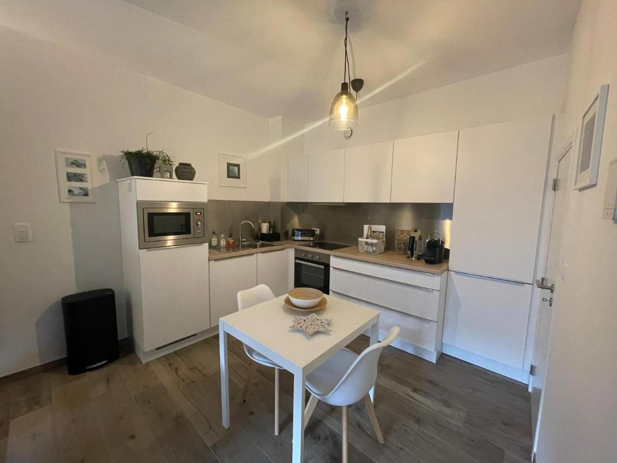 Les Duplex De La Place Des Ecoles Spa Exteriör bild