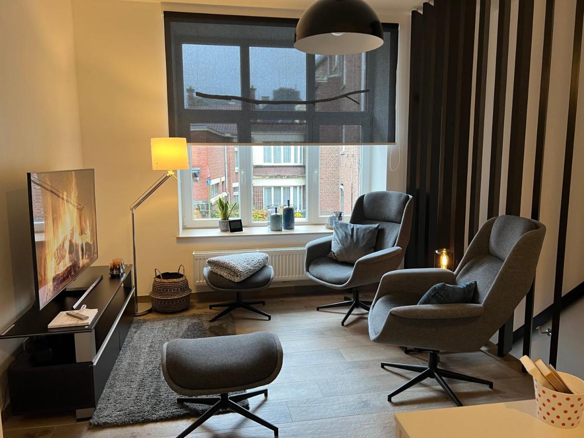 Les Duplex De La Place Des Ecoles Spa Exteriör bild