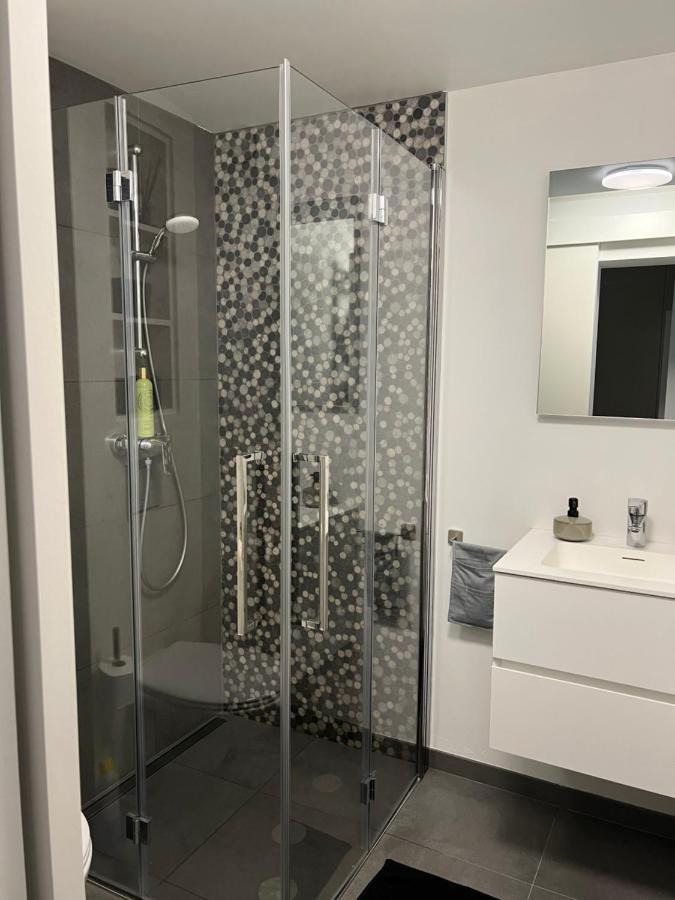 Les Duplex De La Place Des Ecoles Spa Exteriör bild